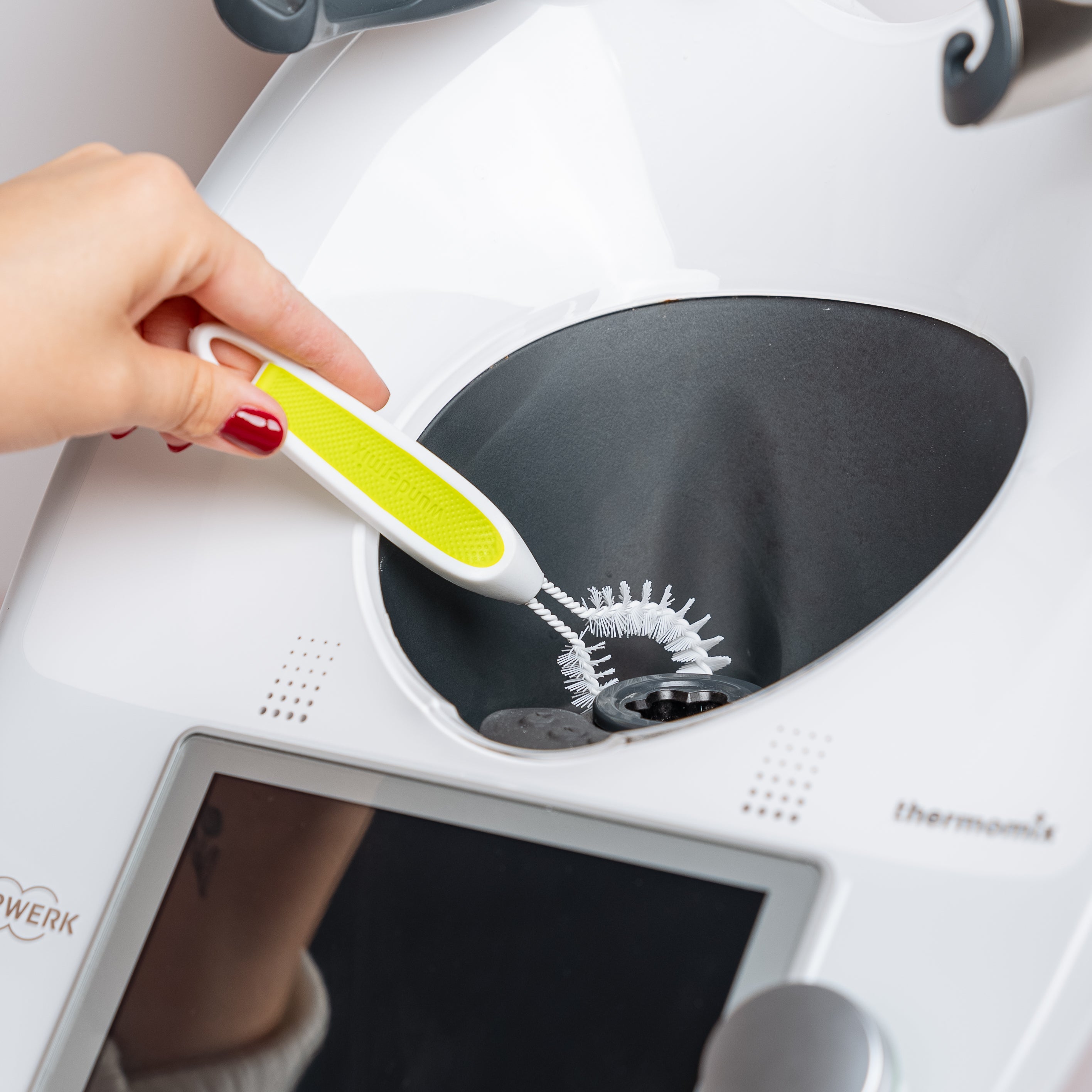 WunderBrush® Omega | Cleaning brush for Thermomix housing