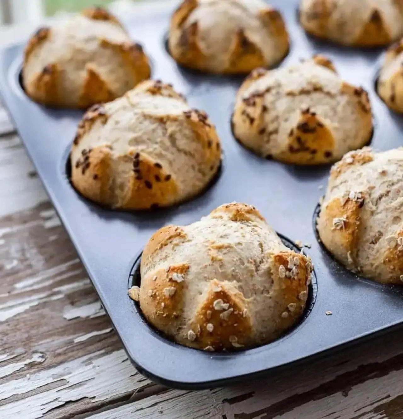 Bread roll tray with non-stick coating by Wundermix